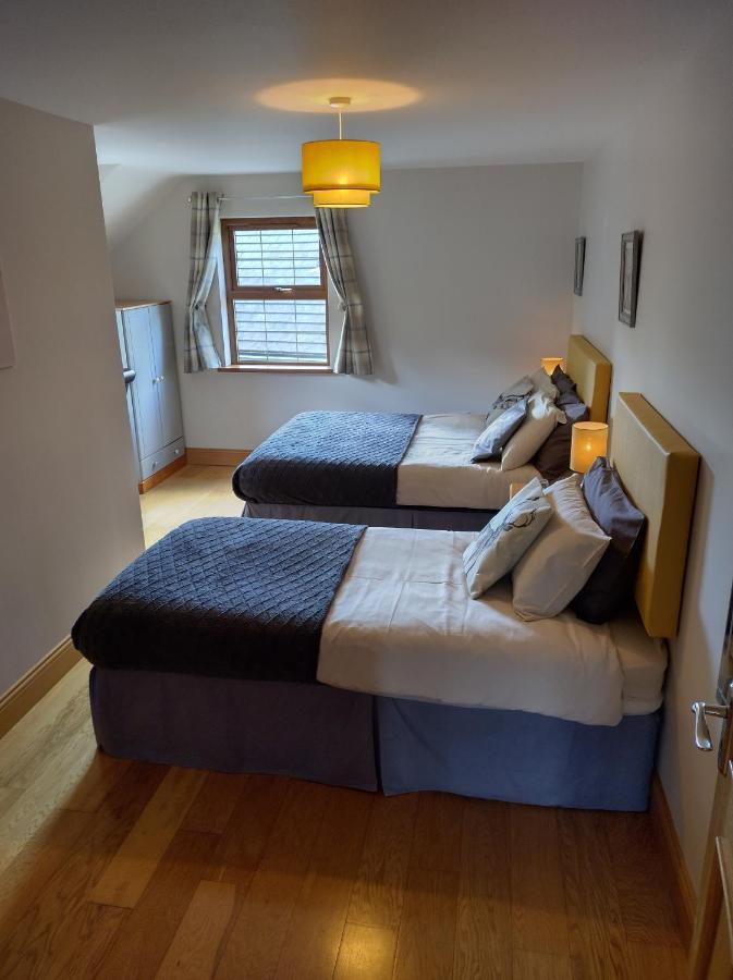Glenn Eireann House Bed & Breakfast Къшъндал Екстериор снимка