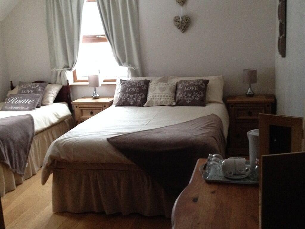 Glenn Eireann House Bed & Breakfast Къшъндал Екстериор снимка