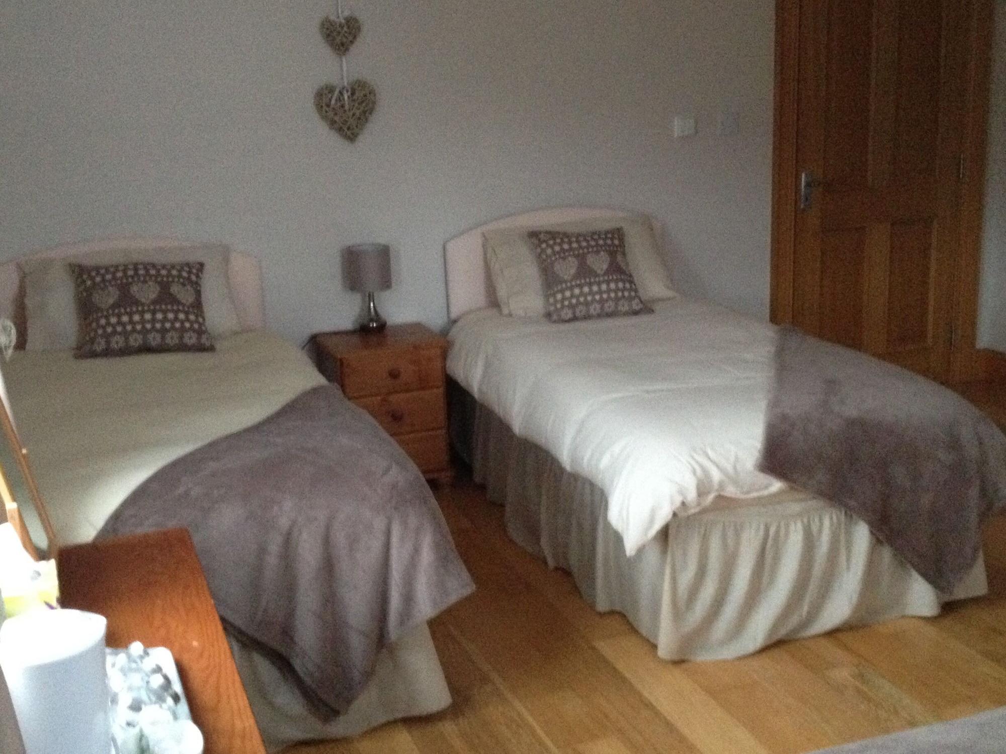 Glenn Eireann House Bed & Breakfast Къшъндал Екстериор снимка