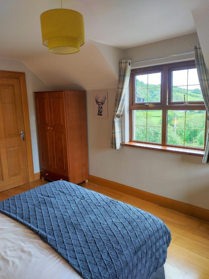 Glenn Eireann House Bed & Breakfast Къшъндал Екстериор снимка