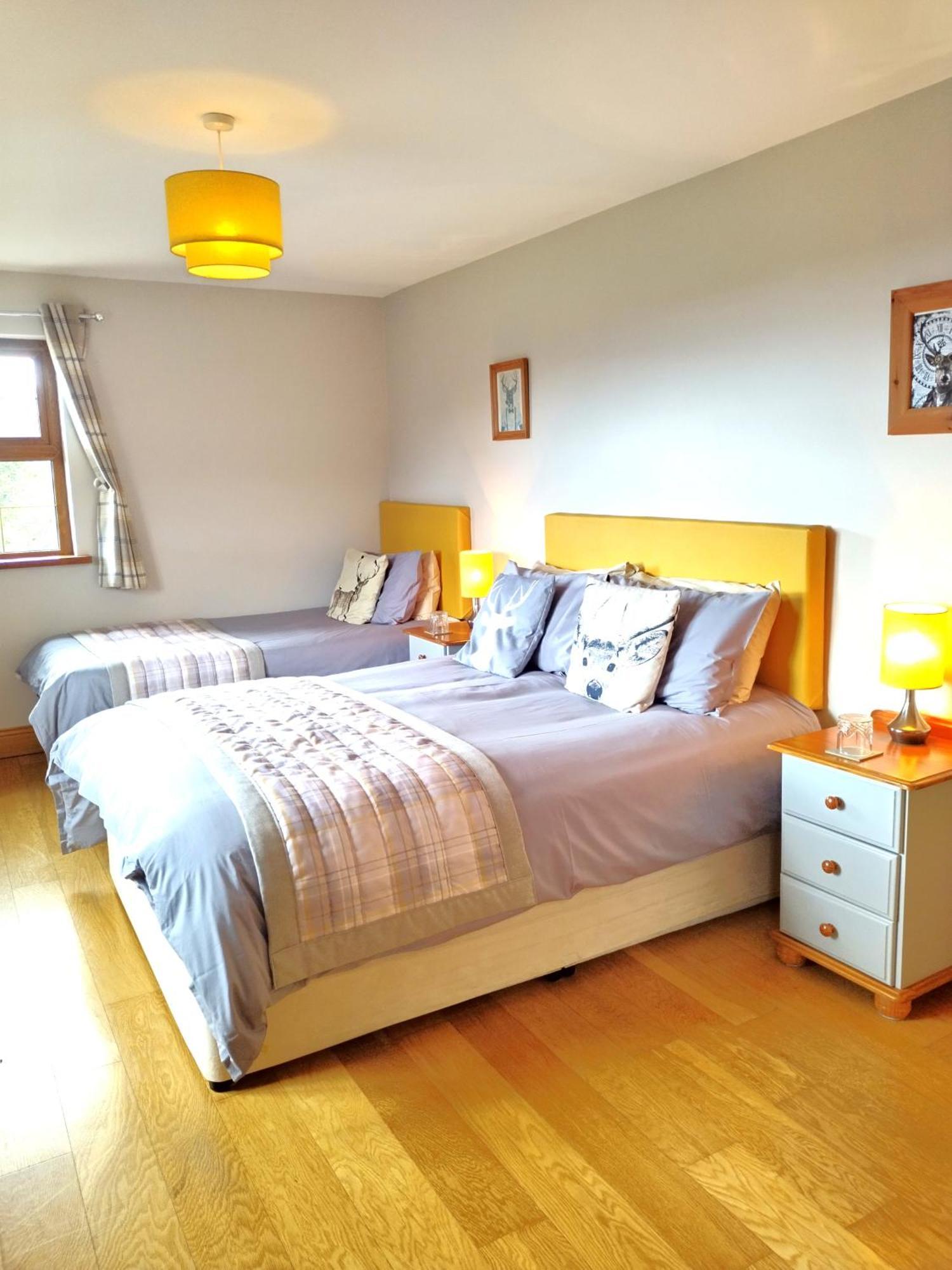 Glenn Eireann House Bed & Breakfast Къшъндал Екстериор снимка