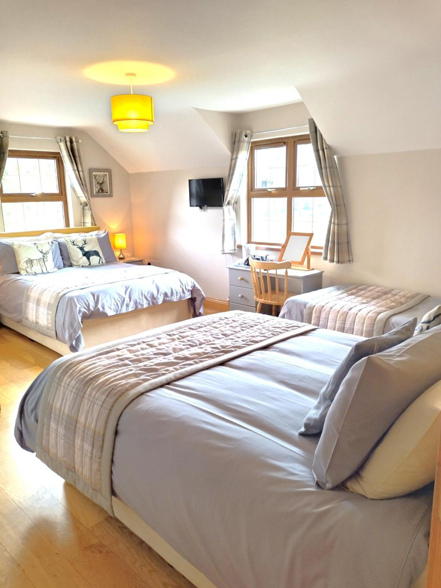 Glenn Eireann House Bed & Breakfast Къшъндал Екстериор снимка