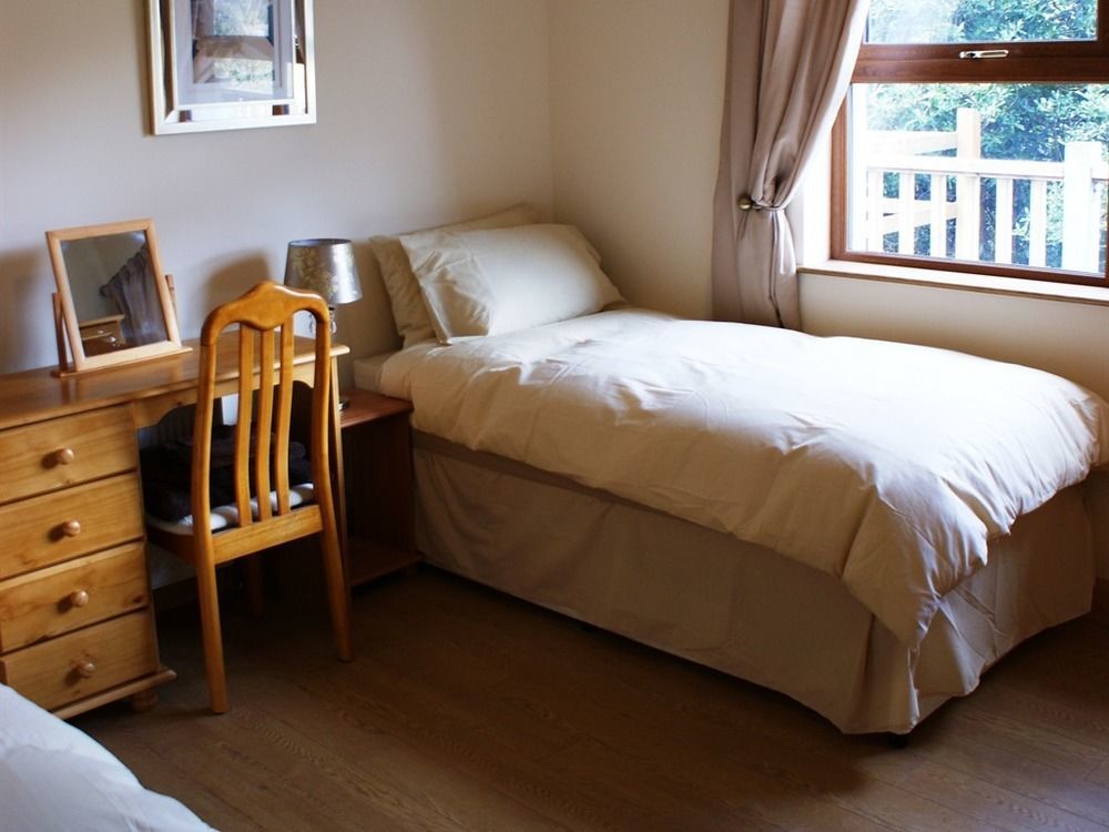 Glenn Eireann House Bed & Breakfast Къшъндал Екстериор снимка
